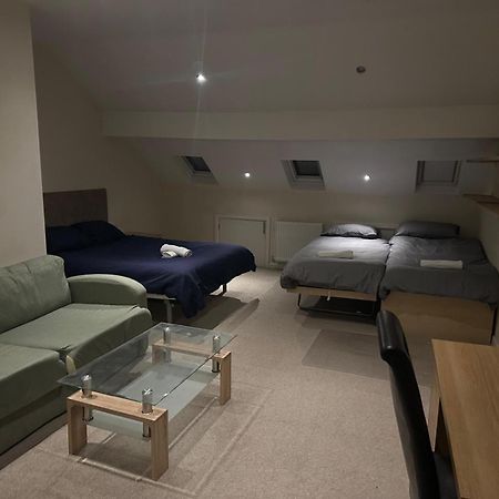 Seafords Guest House Stoke-on-Trent Extérieur photo