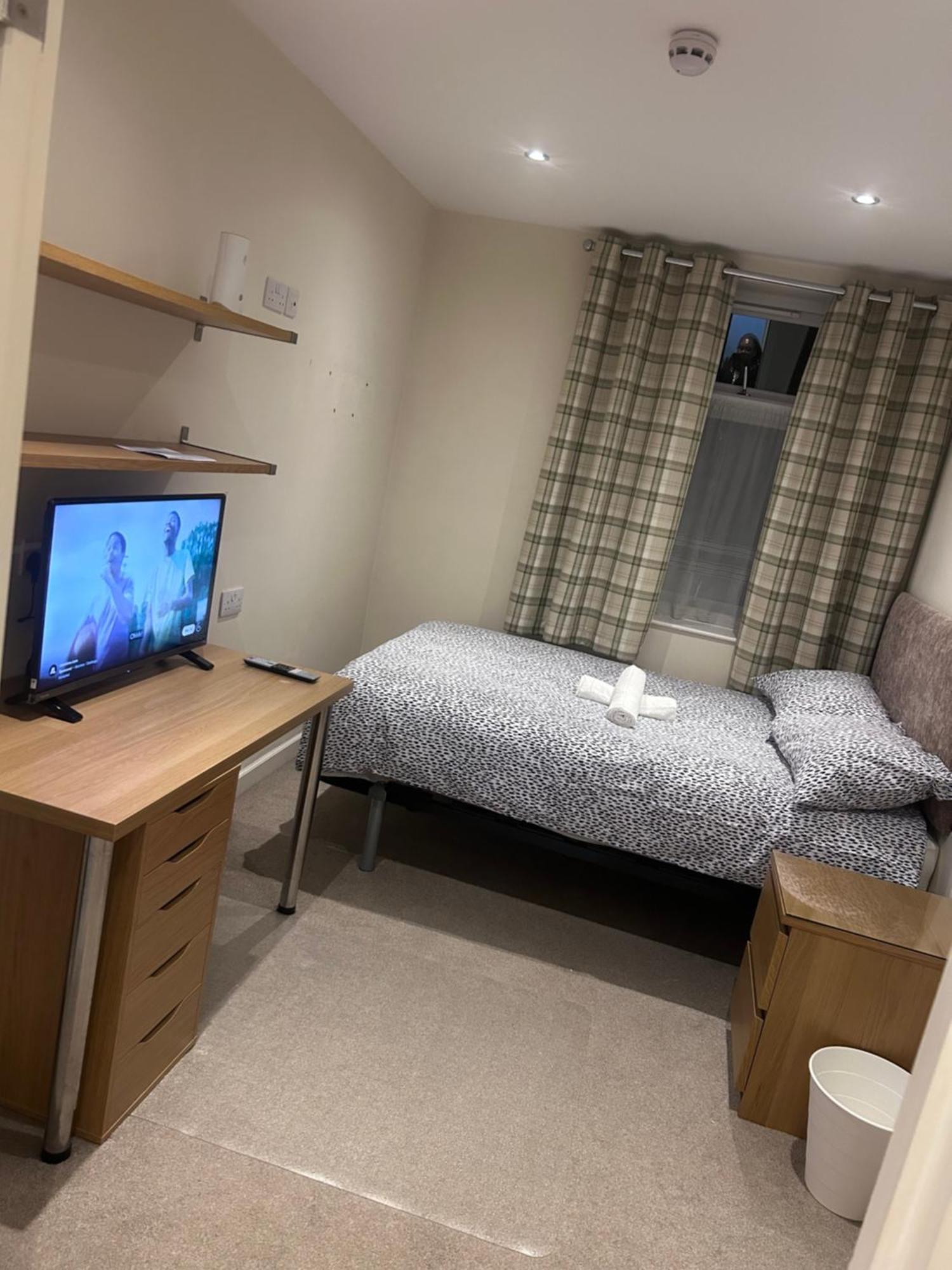 Seafords Guest House Stoke-on-Trent Extérieur photo